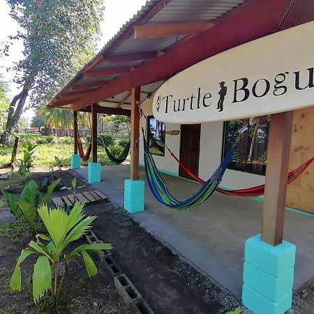 Отель Casa Turtle Bogue Тортугеро Экстерьер фото